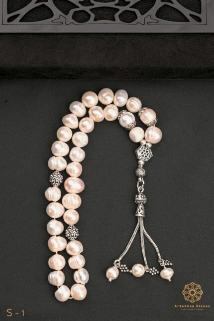 Rosary made of natural farmed pearls of very high quality (Pearl) and Turkish silver, caliber 925 , size 10-9 mm, number 33 beads.